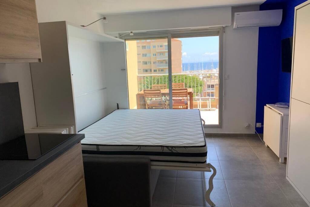 L'Effet Mer, Duplex Sur Le Port Avec Ses 2 Terrasses Vue Mer อิแยร์ ภายนอก รูปภาพ